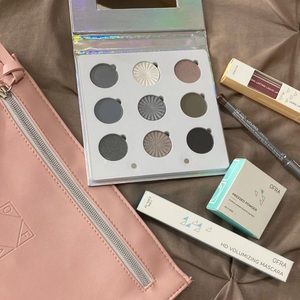Ofra Cosmetics Gift Set